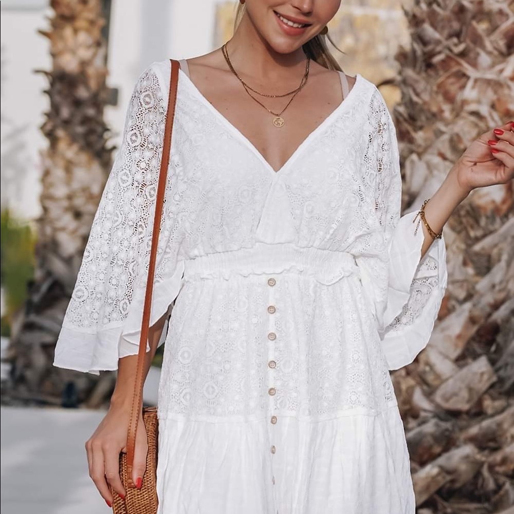 Bohemian White lace bell sleeve